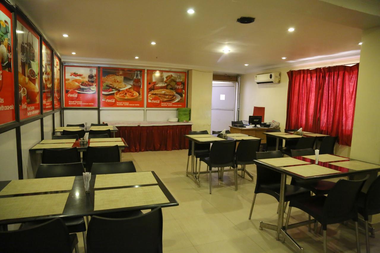 韦洛尔 Sri Srinivasar Residency酒店 外观 照片
