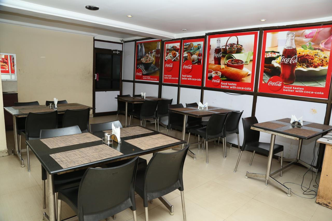 韦洛尔 Sri Srinivasar Residency酒店 外观 照片